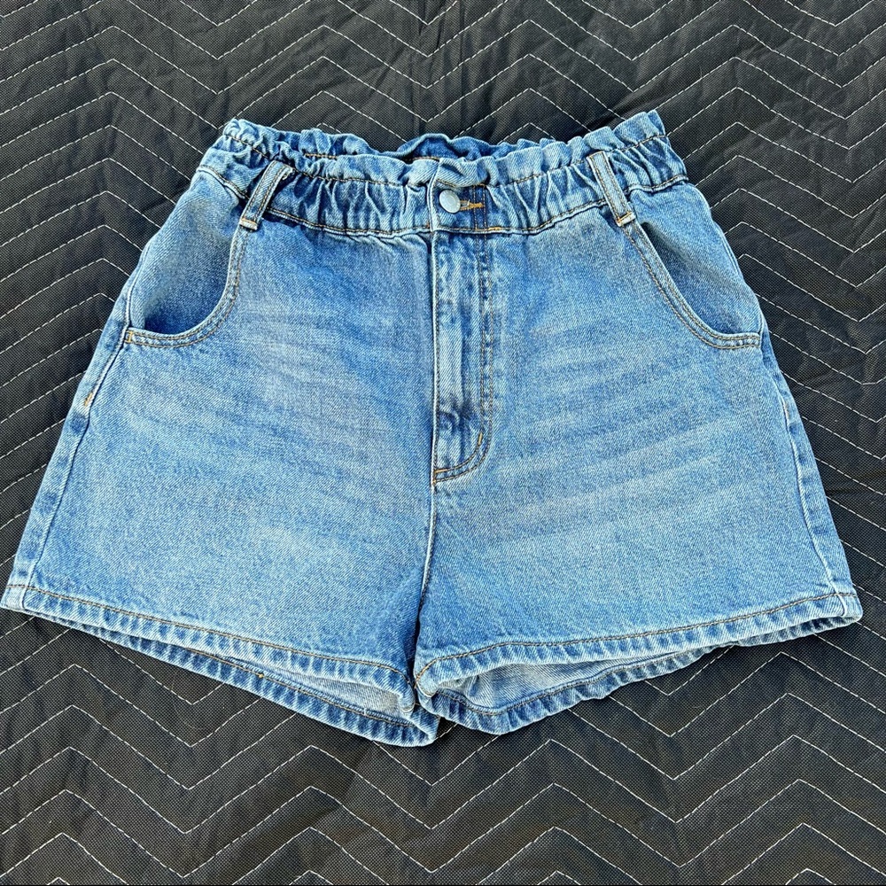 BDG Pull-on Mom Jean Shorts